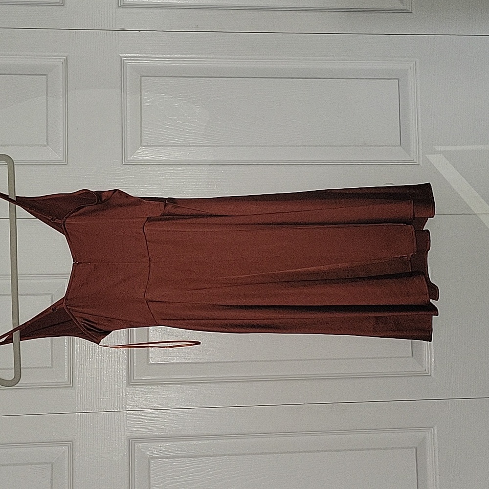 Dress - Picture 3 of 3